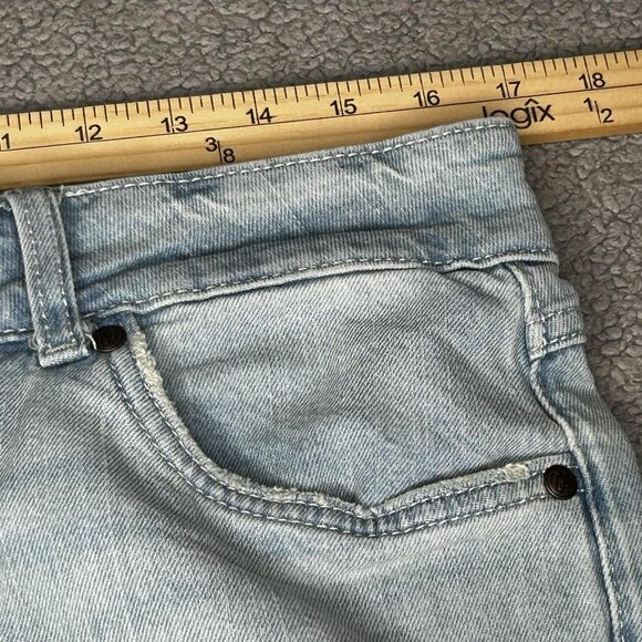 Wrangler Jeans Womens 11x31 Light Wash Retro Mae Mid-Rise Bootcut Stretch Denim - Picture 10 of 15